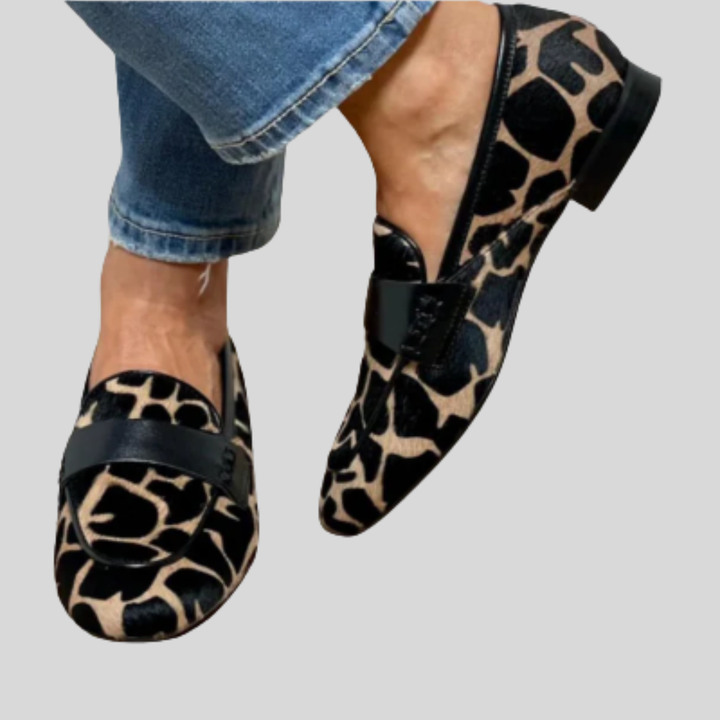 Katie - Classic Loafer