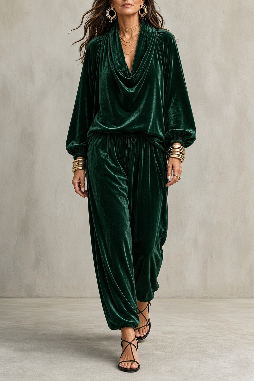 Avery Velvet Set™